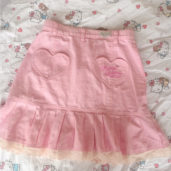 Dresses & Skirts - 🎀🫧Mezzo piano pink heart skirt